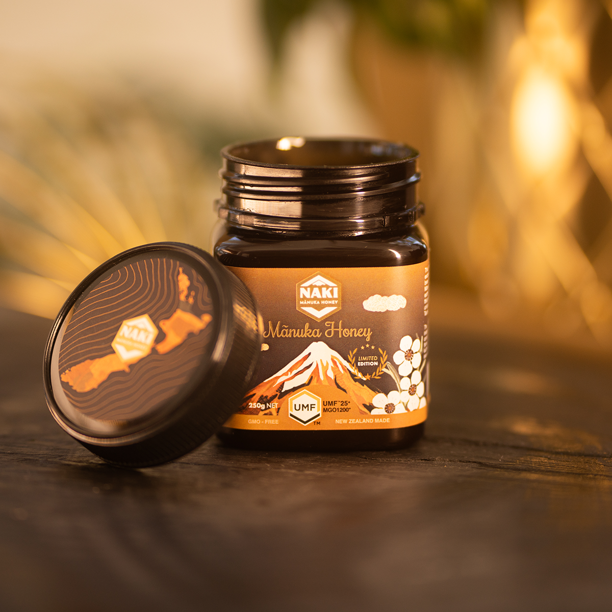 Naki UMF25+ Mānuka Honey